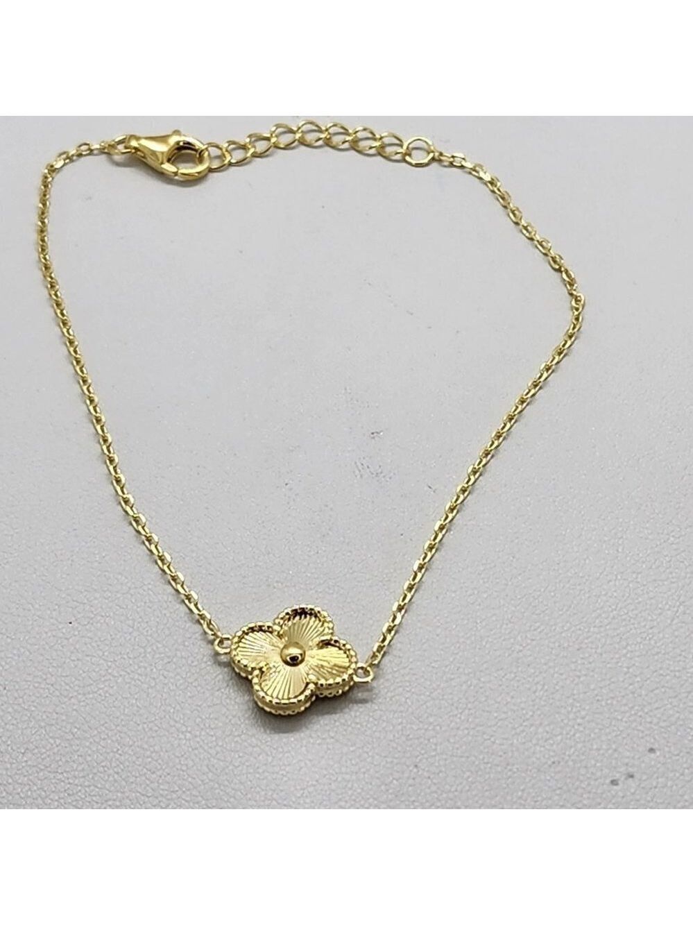 Brand New Sterling Silver 925 One Clover Bracelet